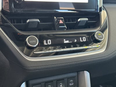 2024 Toyota Corolla Cross XLE