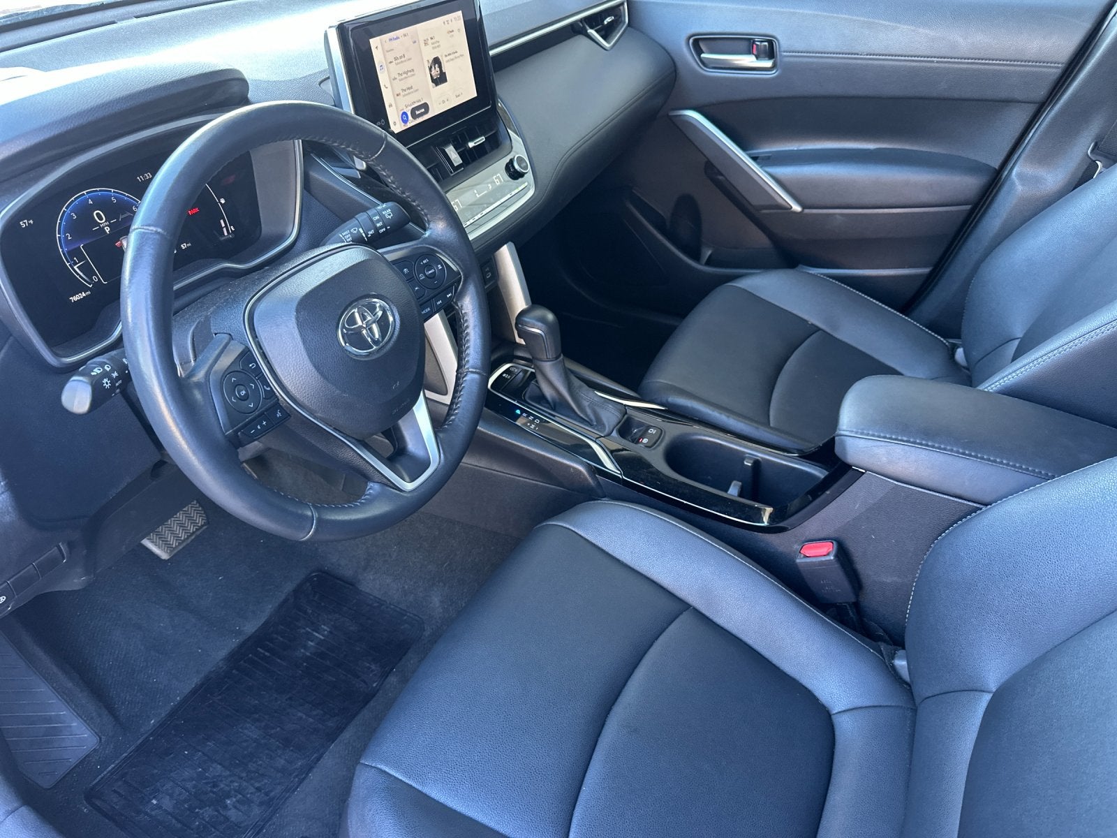 2024 Toyota Corolla Cross XLE