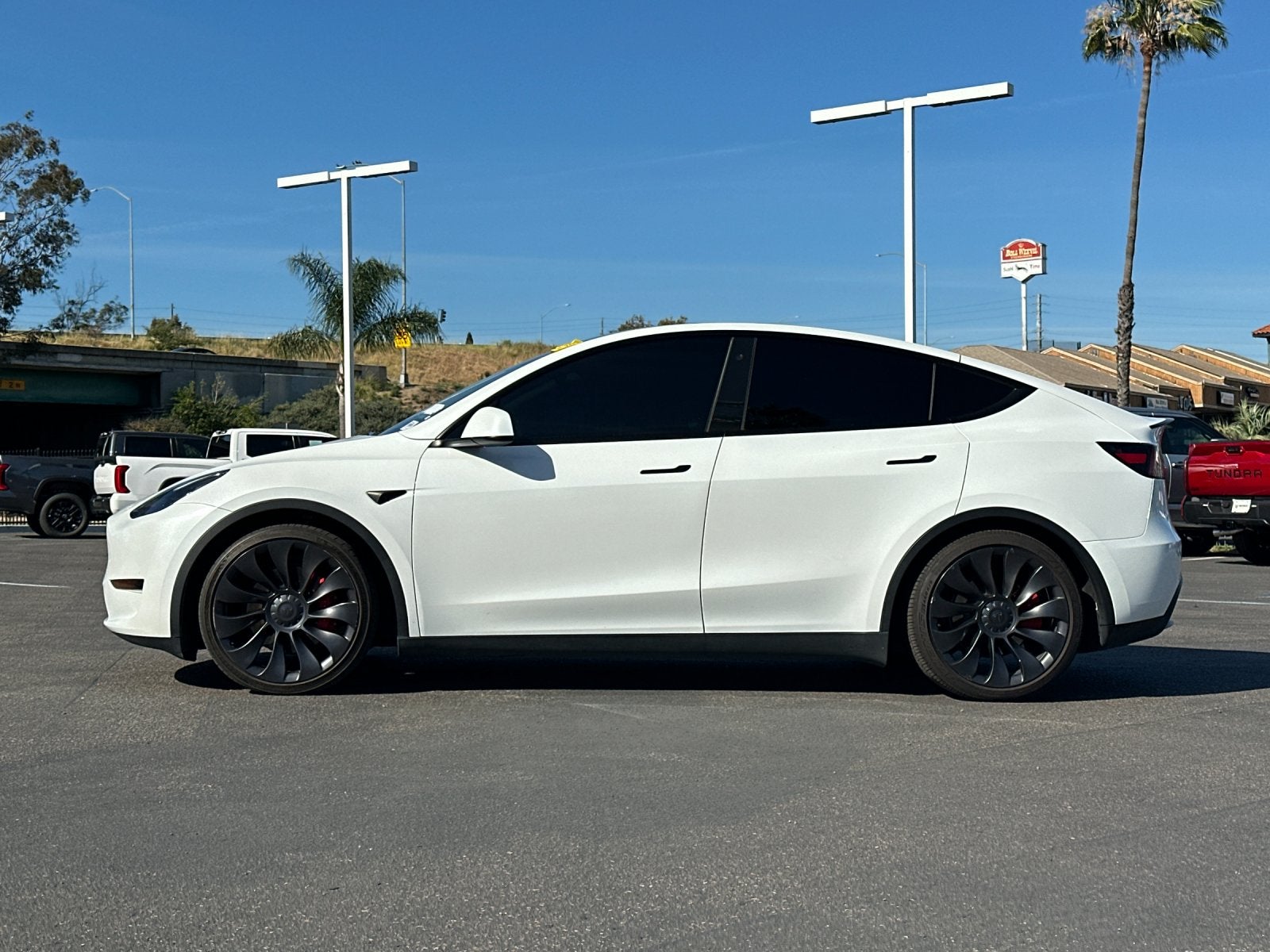 2023 Tesla Model Y Performance