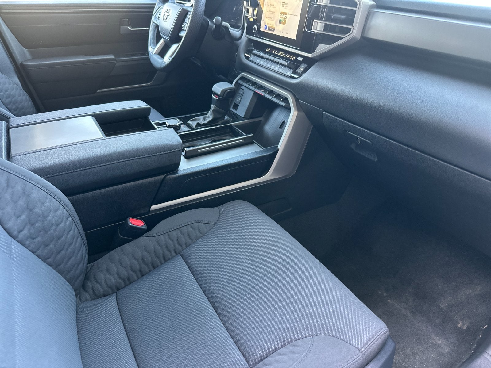 2025 Toyota Sequoia SR5