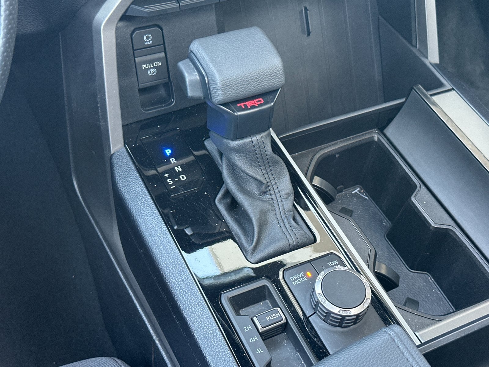 2025 Toyota Sequoia SR5