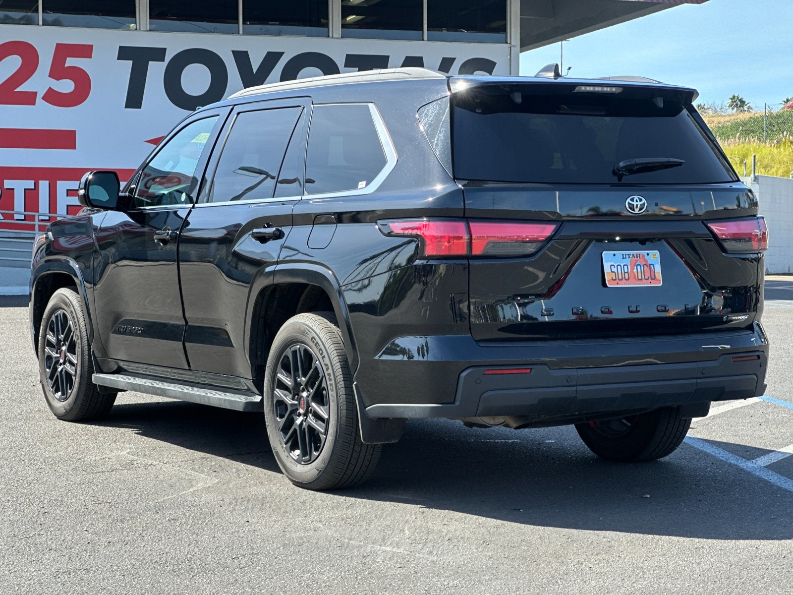 2025 Toyota Sequoia SR5