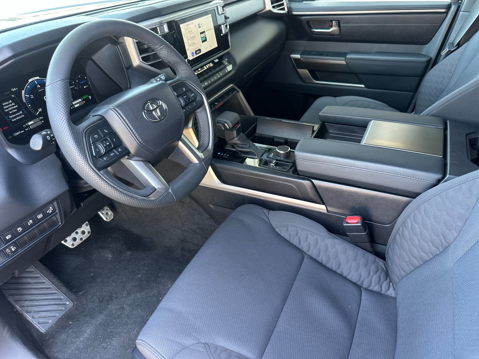 2025 Toyota Sequoia SR5