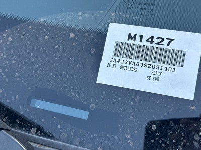 2025 Mitsubishi Outlander SE