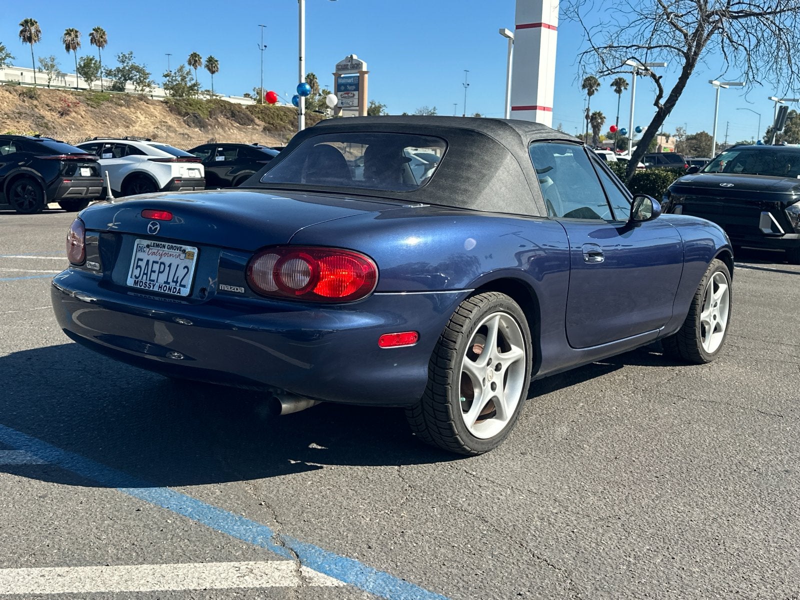 2003 Mazda Mazda Miata Base