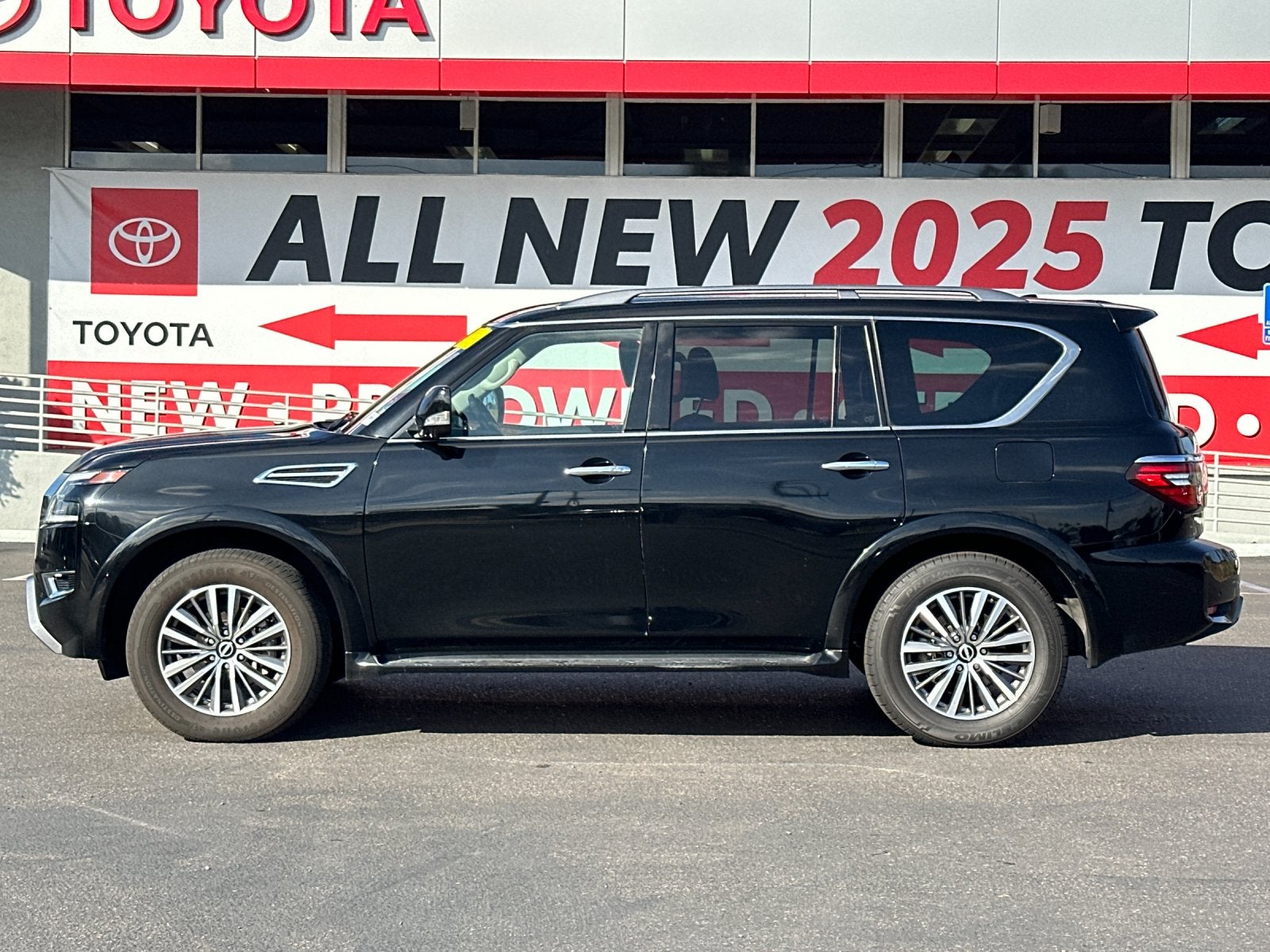 2023 Nissan Armada SL