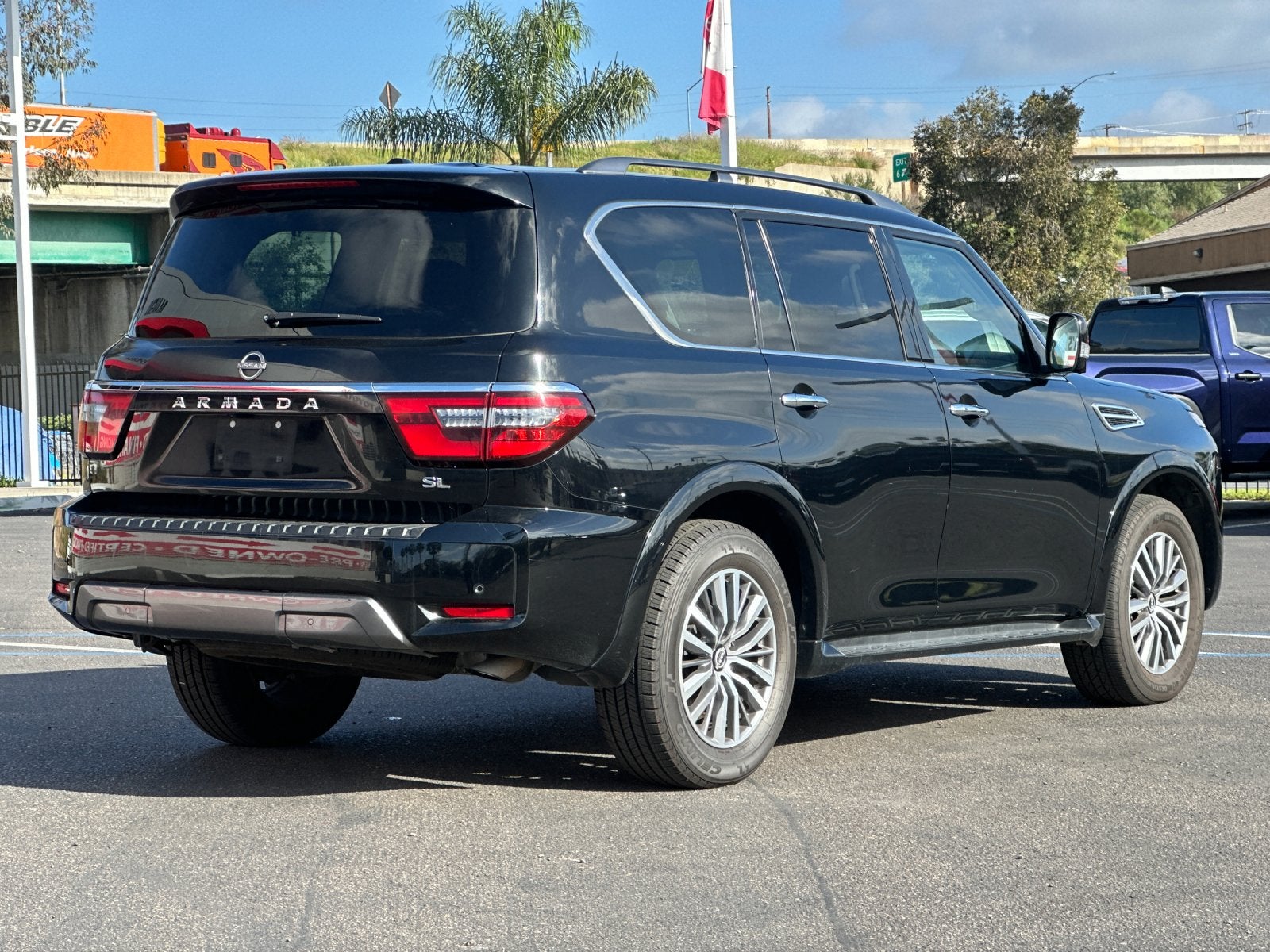 2023 Nissan Armada SL