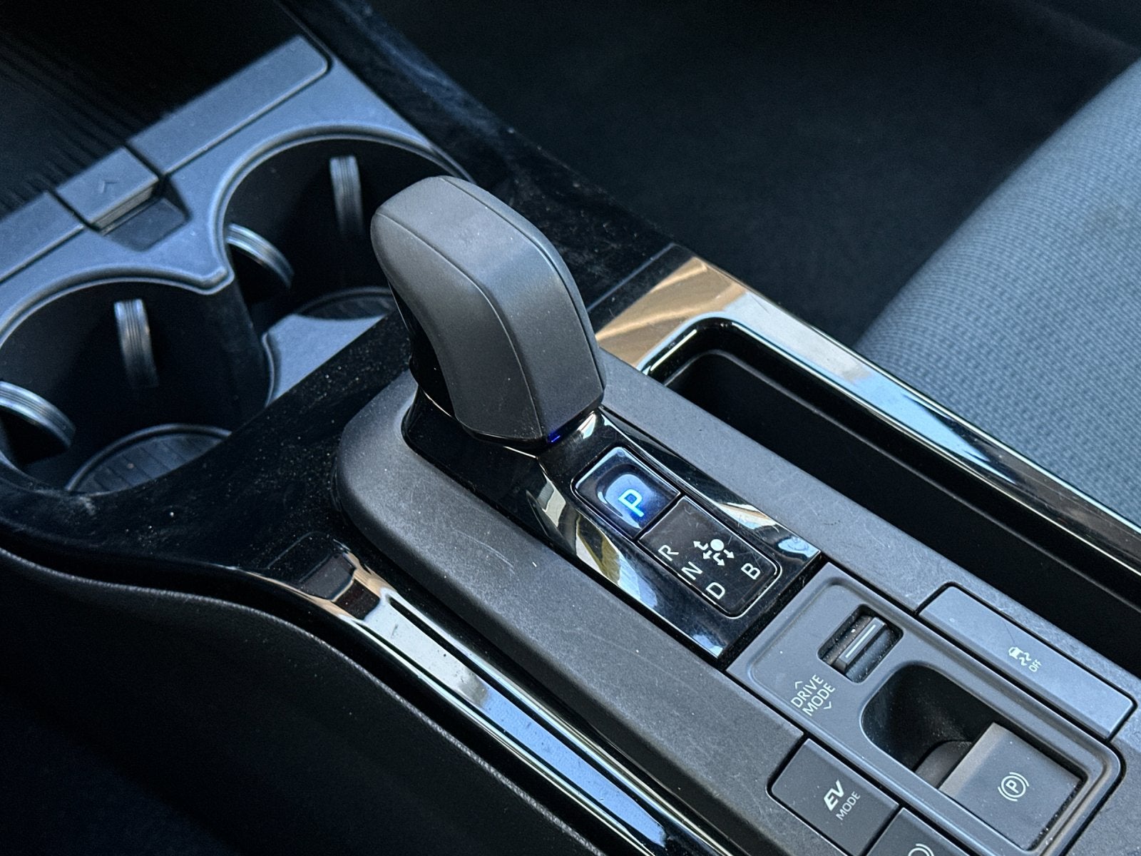 2024 Toyota Prius LE