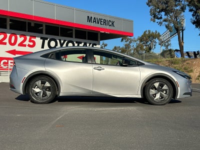 2024 Toyota Prius LE