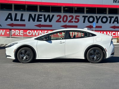 2024 Toyota Prius LE