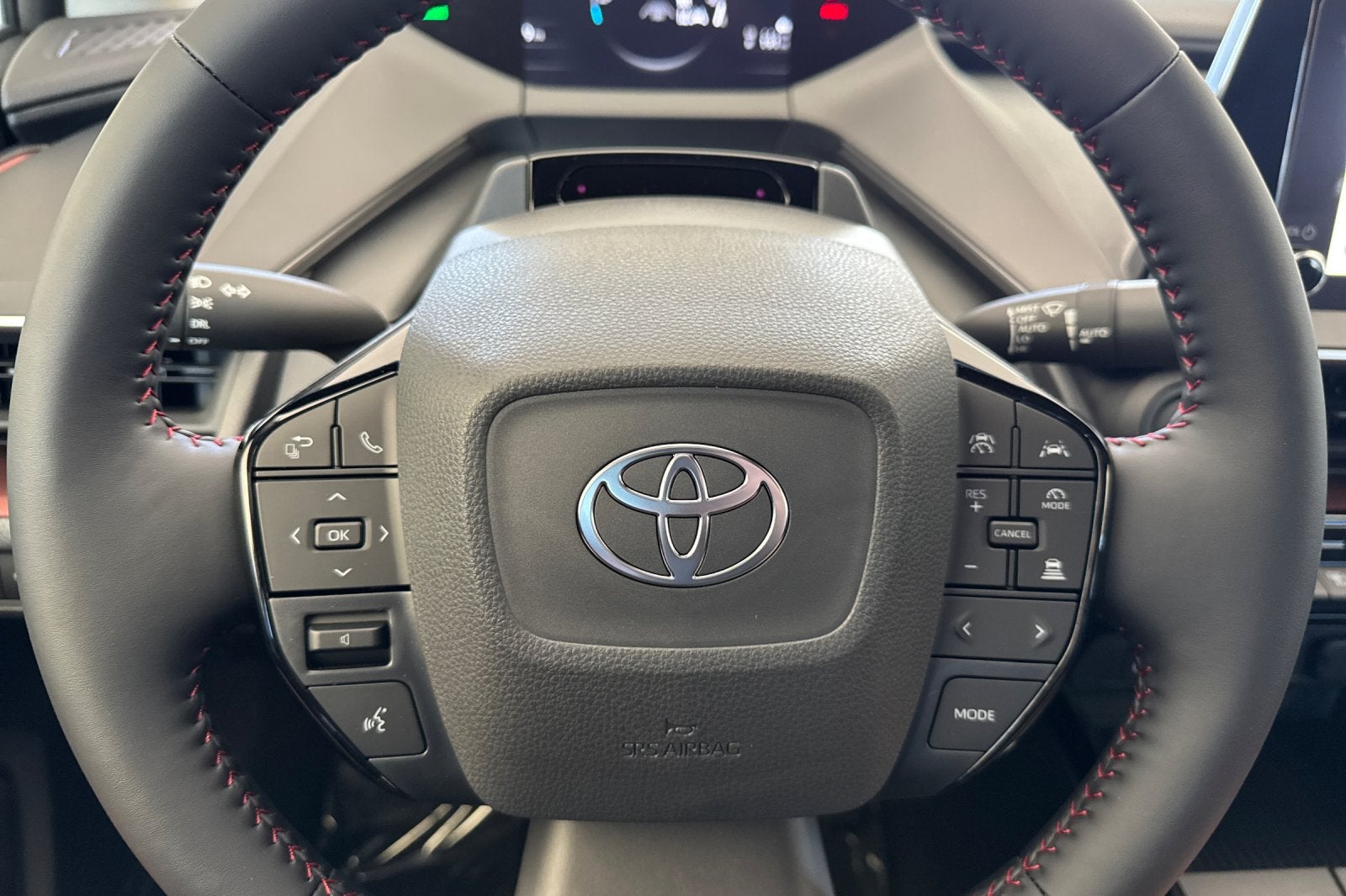 2027 Toyota Prius Plug-In Hybrid SE