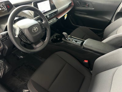 2026 Toyota Prius Plug-In Hybrid SE