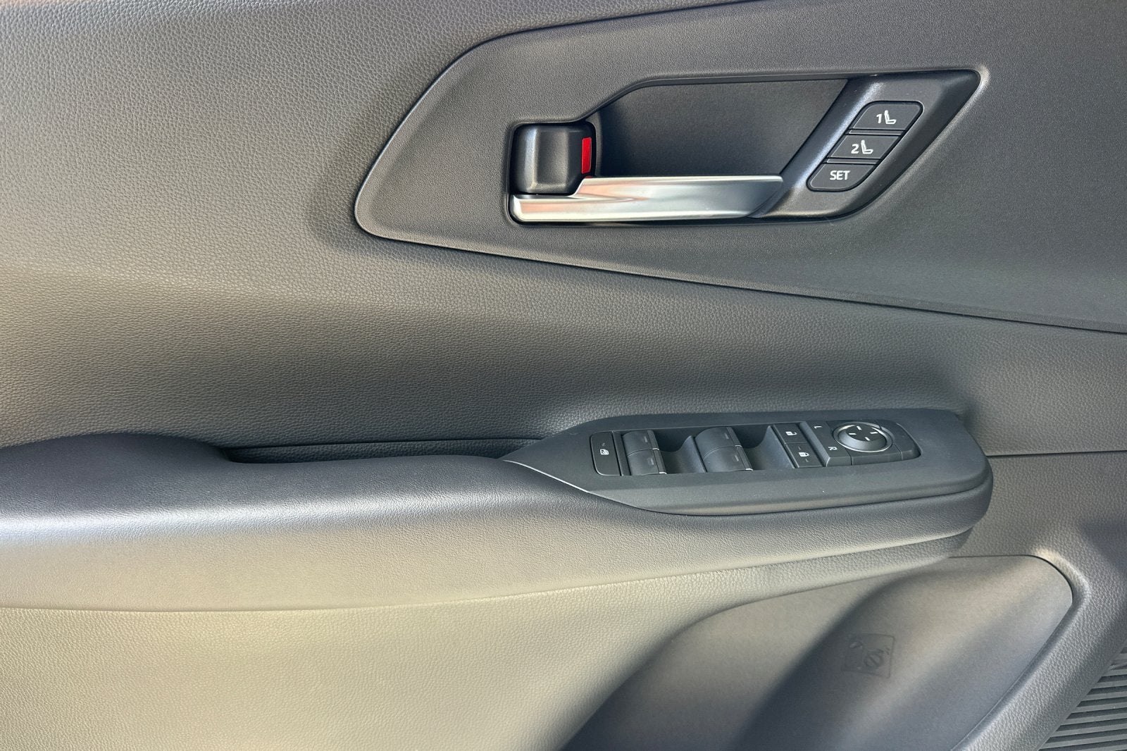 2027 Toyota Prius Plug-In Hybrid XSE Premium