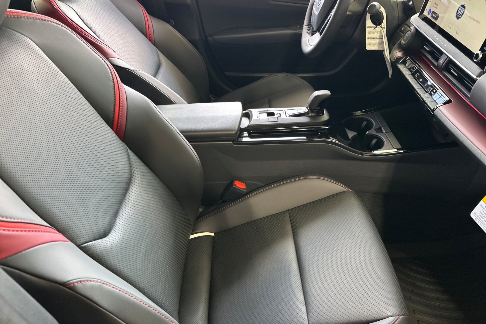 2027 Toyota Prius Plug-In Hybrid XSE Premium