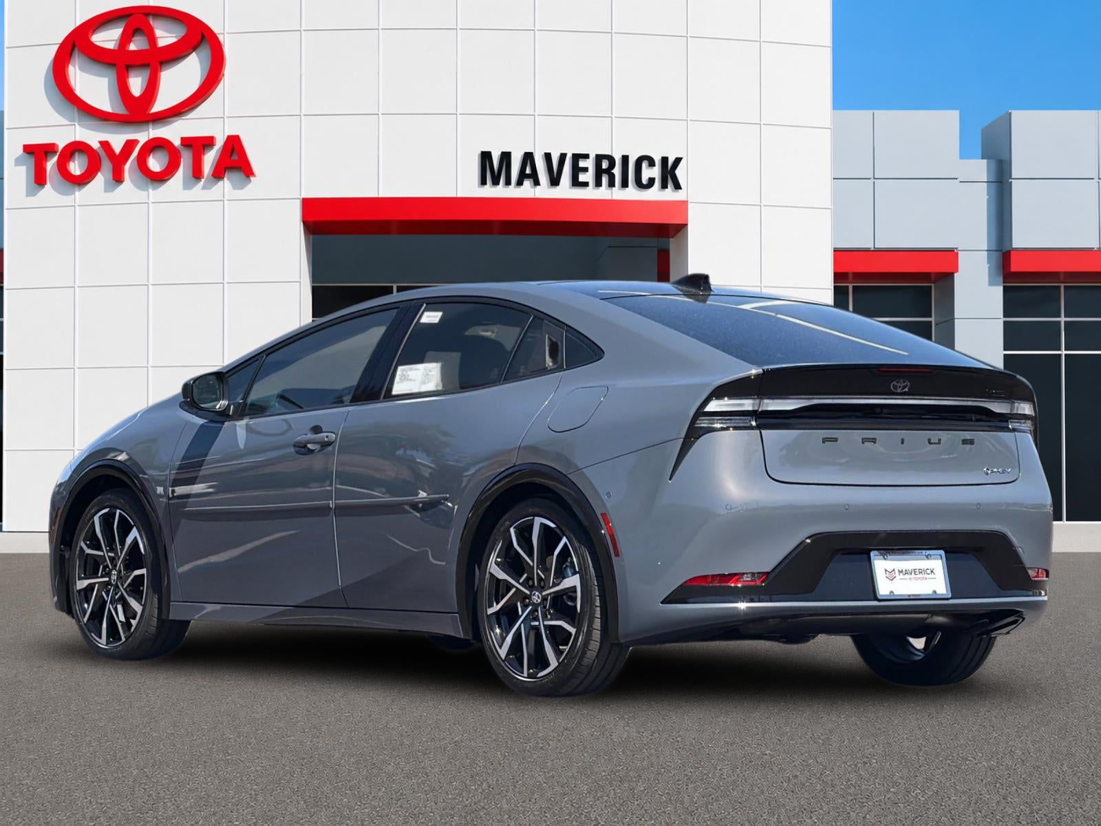 2027 Toyota Prius Plug-In Hybrid XSE Premium