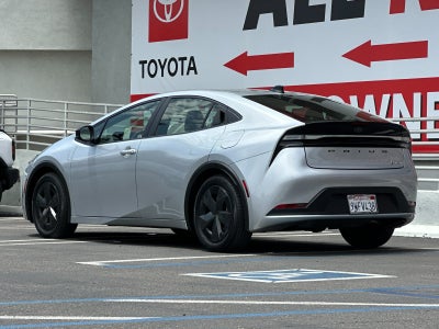 2026 Toyota Prius Plug-In Hybrid SE