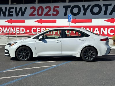 2025 Toyota Corolla Hybrid SE