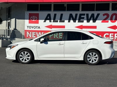 2025 Toyota Corolla Hybrid LE