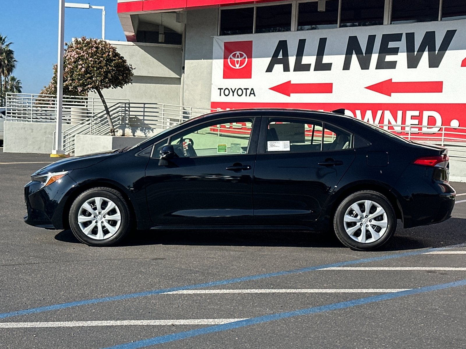 2026 Toyota Corolla Hybrid LE
