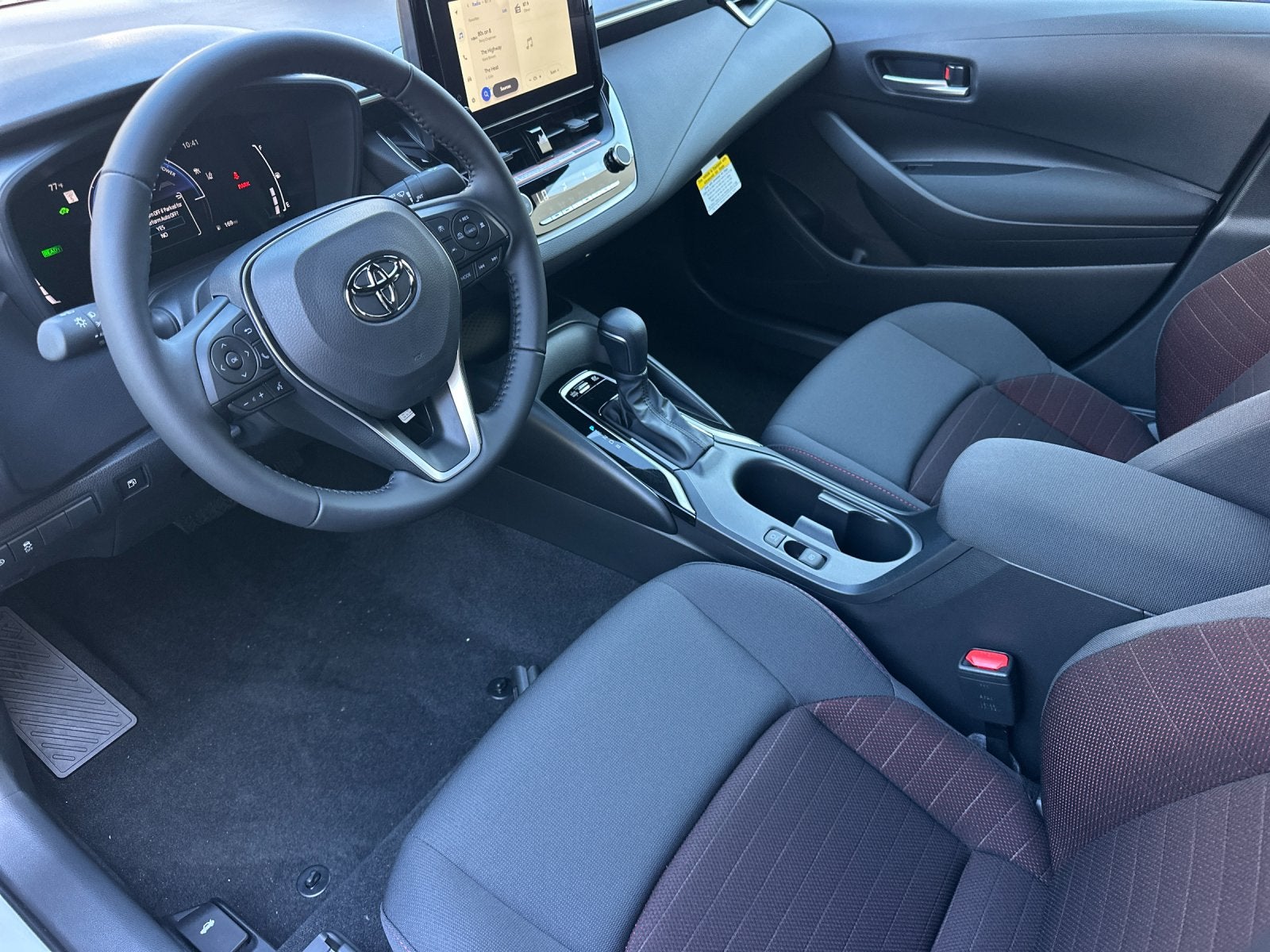 2026 Toyota Corolla Hybrid SE