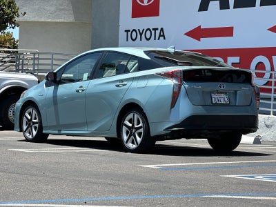 2016 Toyota Prius Four Touring