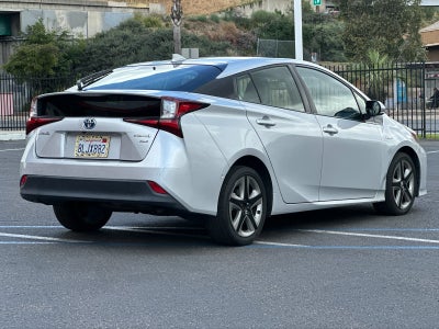 2019 Toyota Prius LE