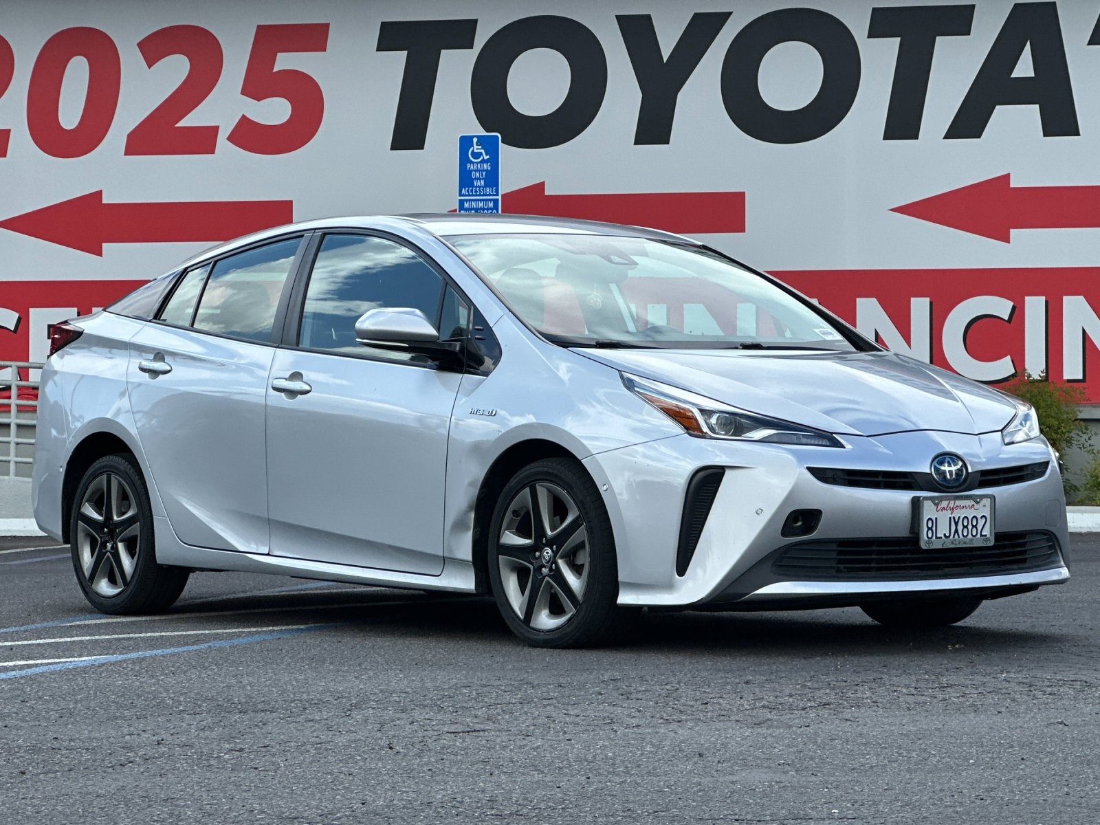 2019 Toyota Prius LE