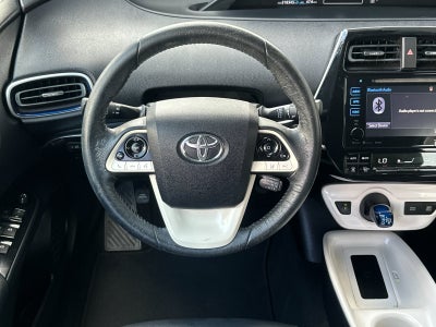 2016 Toyota Prius Three Touring