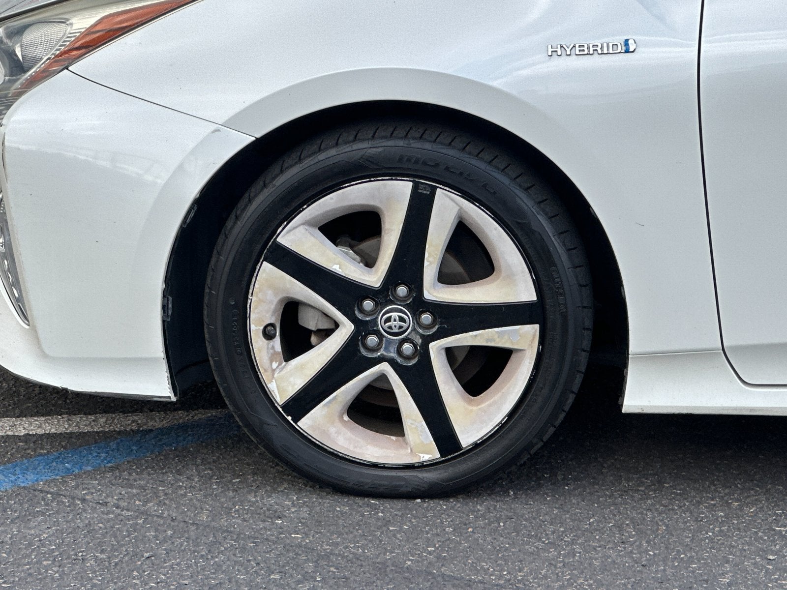 2016 Toyota Prius Three Touring