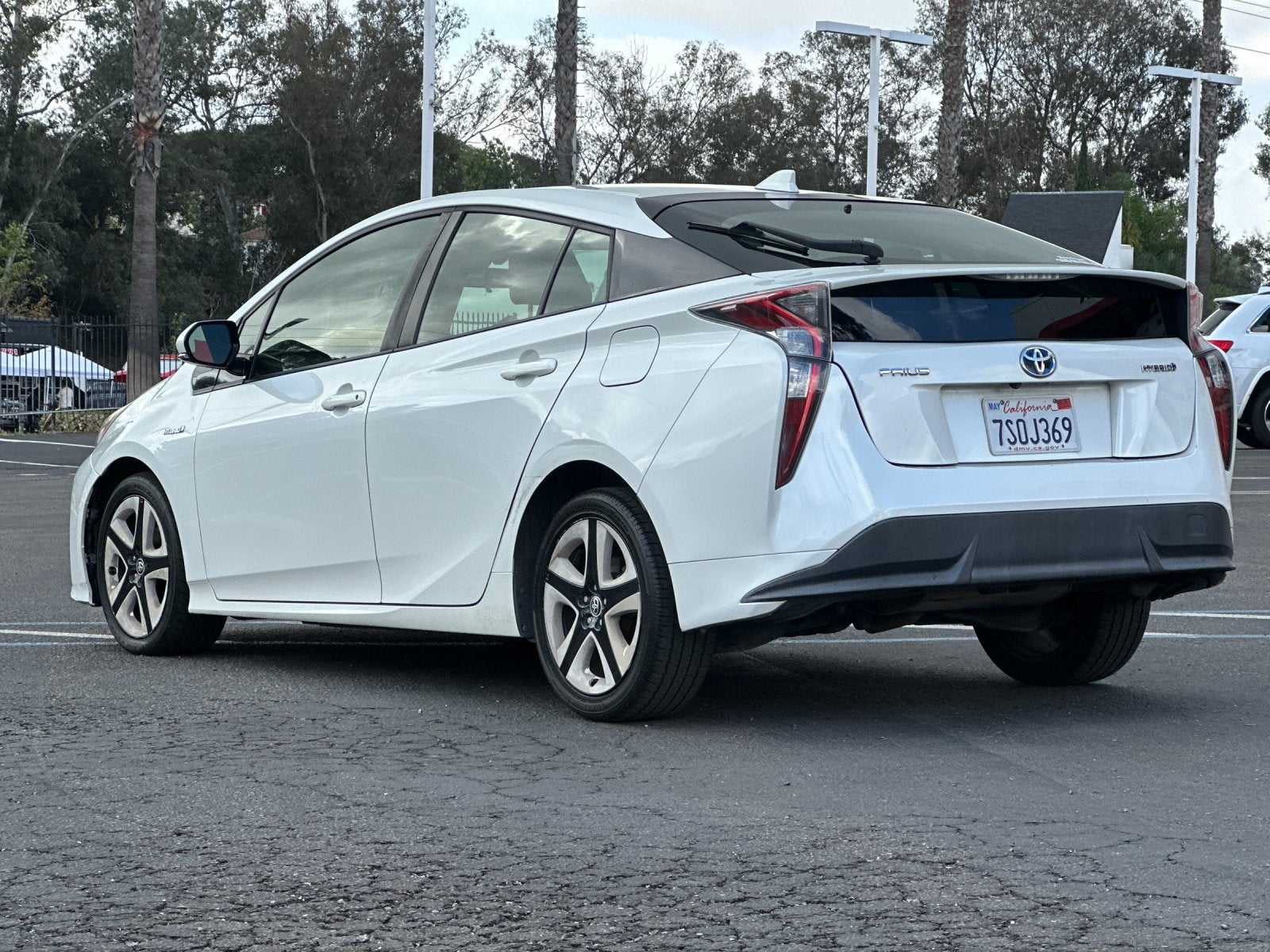 2016 Toyota Prius Three Touring