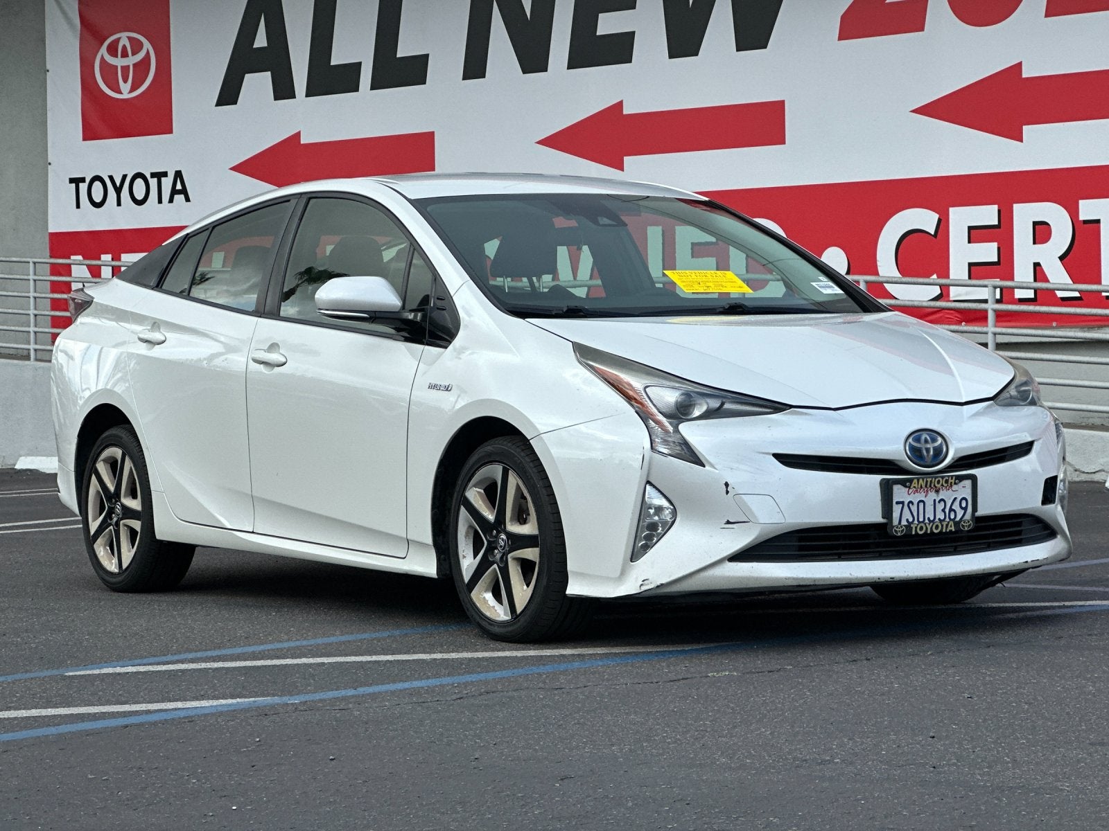 2016 Toyota Prius Three Touring