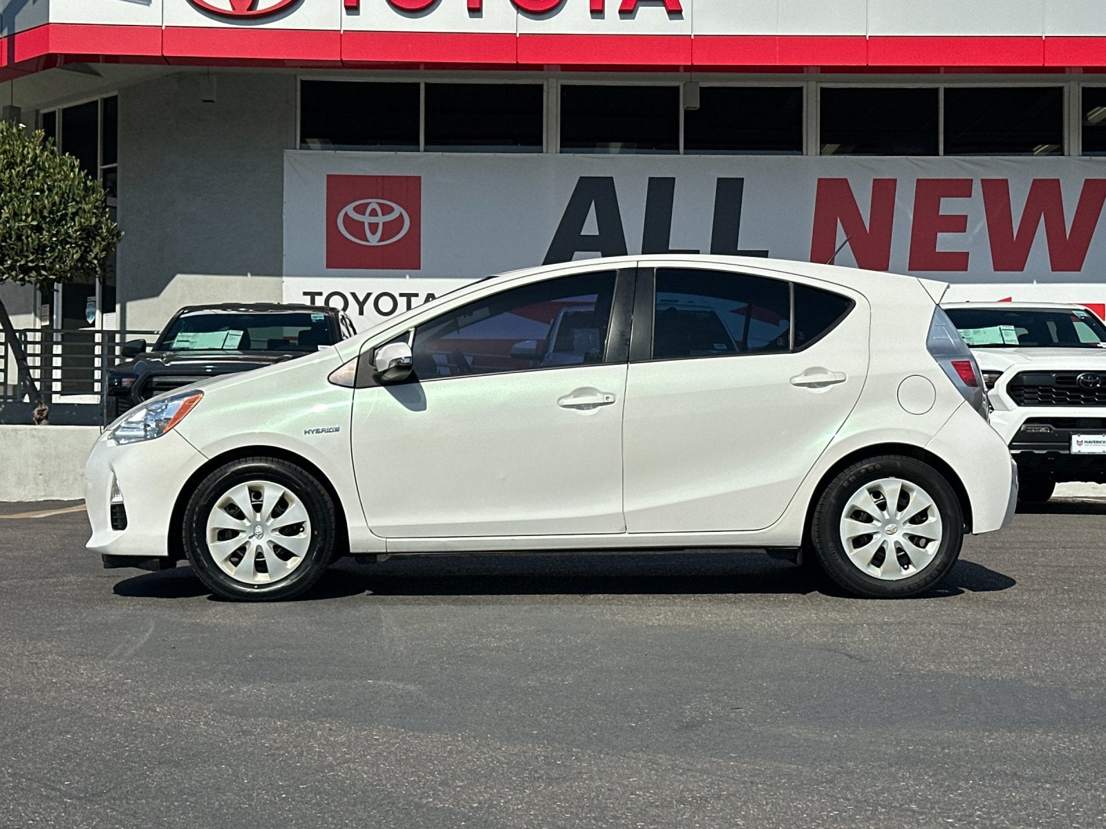 Used 2014 Toyota Prius c Two with VIN JTDKDTB31E1560388 for sale in Lemon Grove, CA