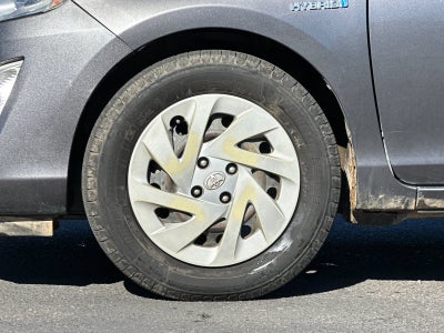 2016 Toyota Prius c Two