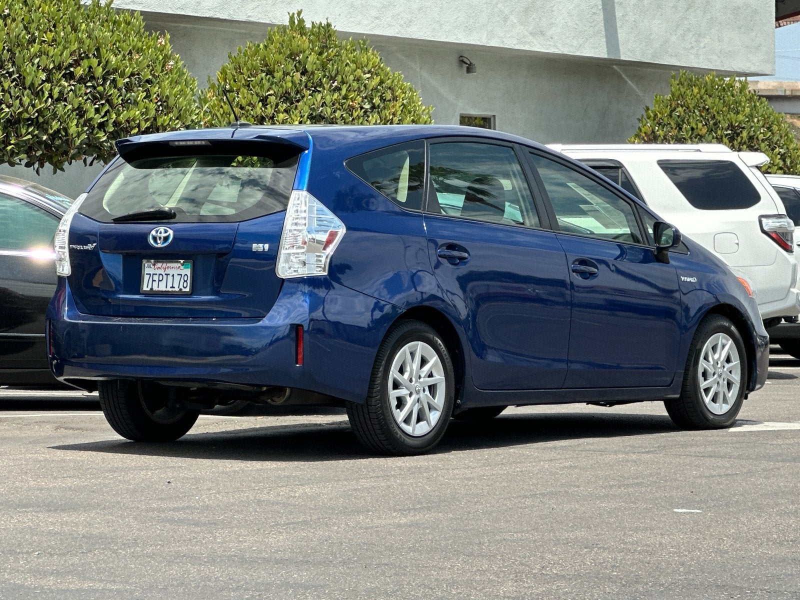 2014 Toyota Prius v Three