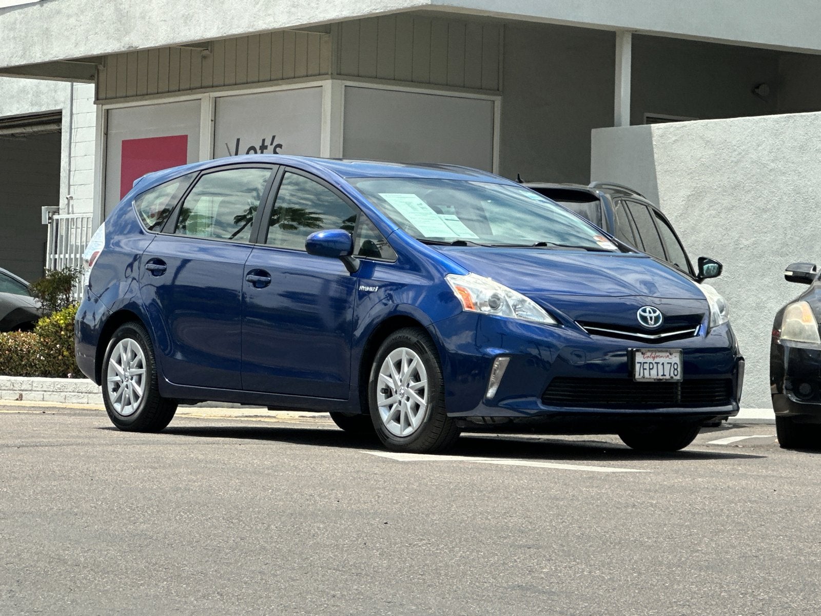 2014 Toyota Prius v Three