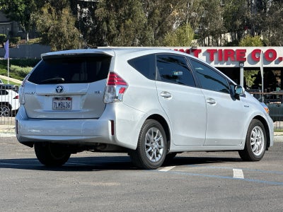 2015 Toyota Prius v Two
