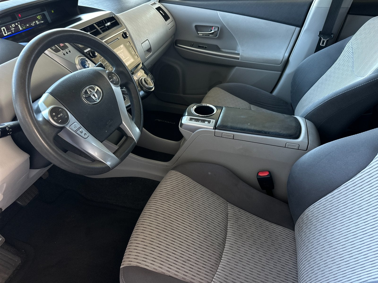 2015 Toyota Prius v Two