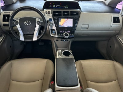 2012 Toyota Prius v Five