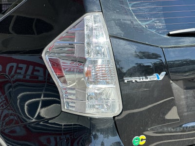 2012 Toyota Prius v Five