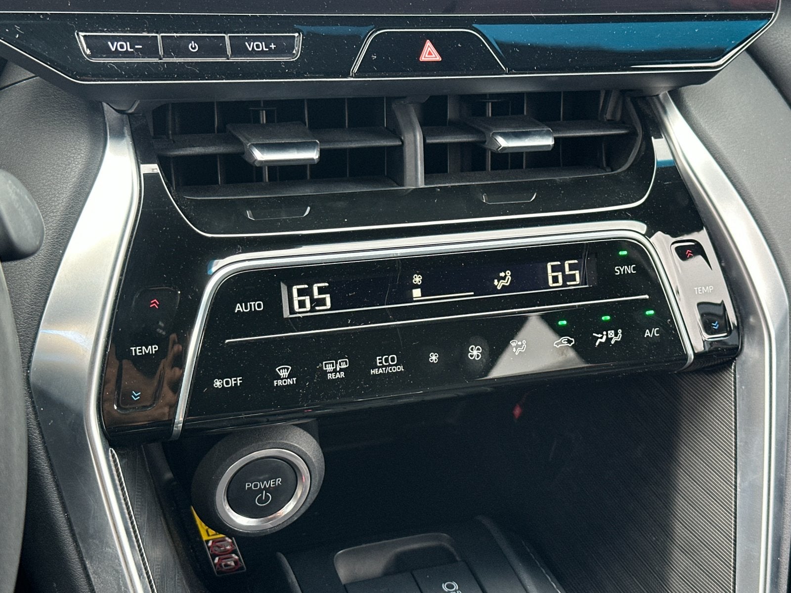 2023 Toyota Venza XLE