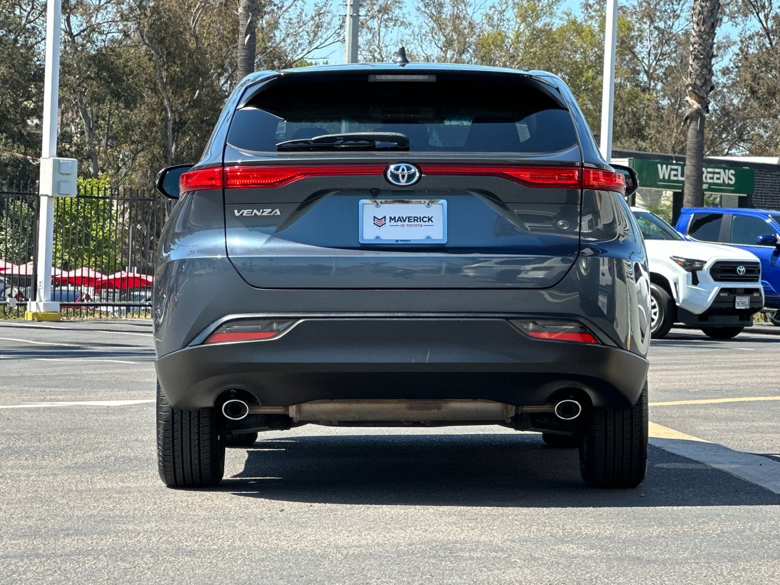 2024 Toyota Venza LE