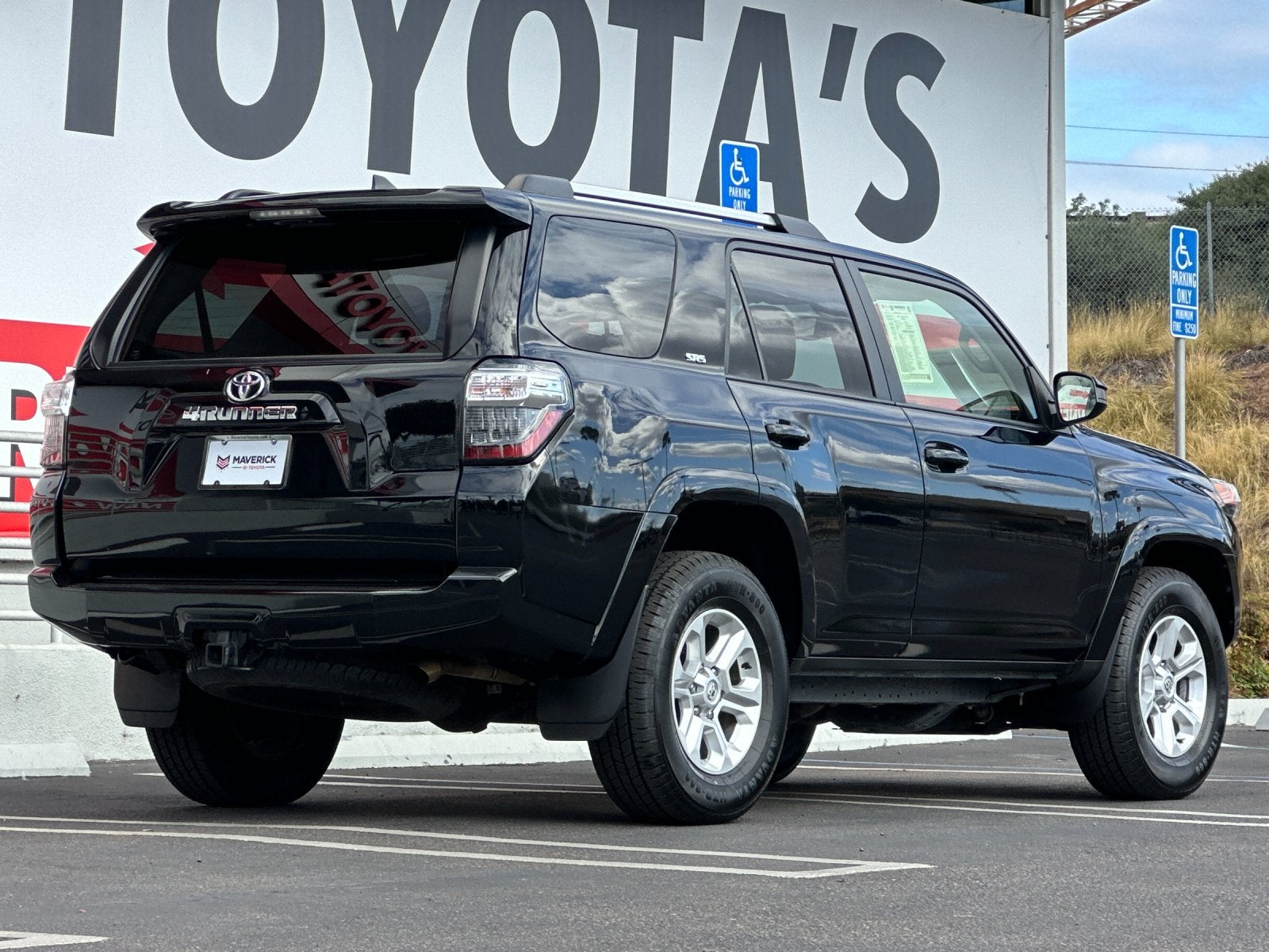 2024 Toyota 4Runner SR5