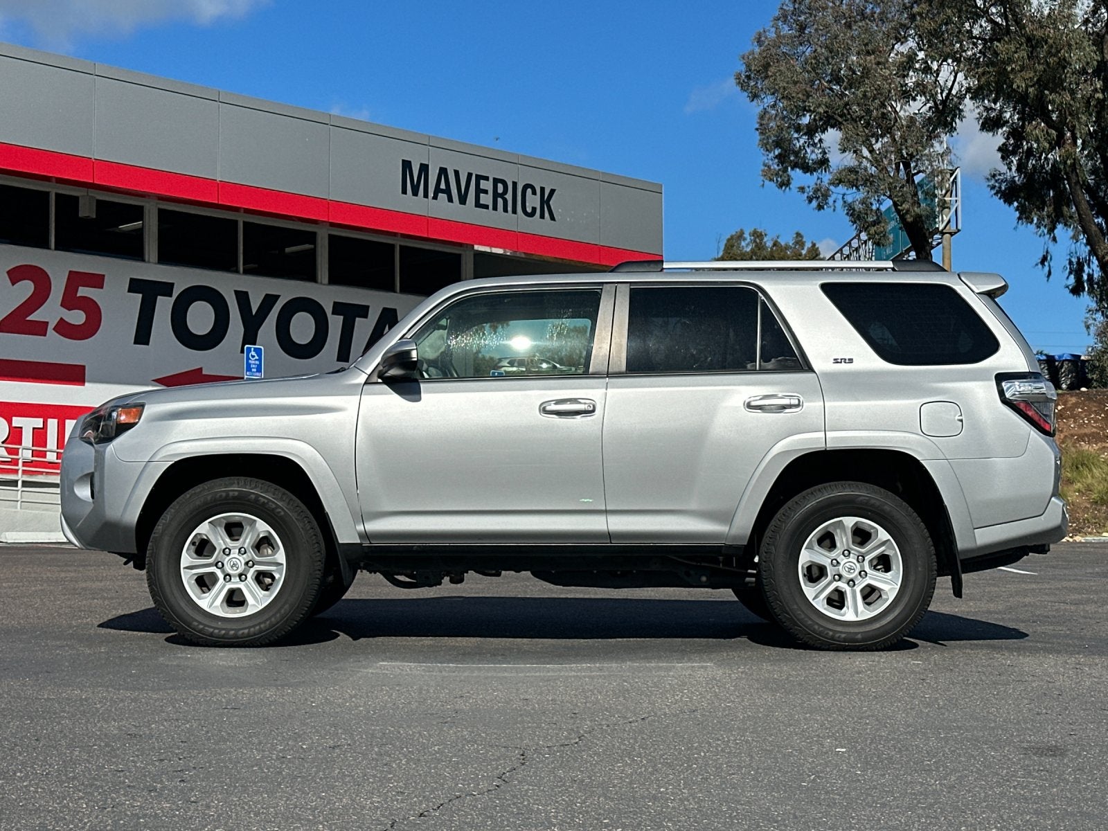 2024 Toyota 4Runner SR5