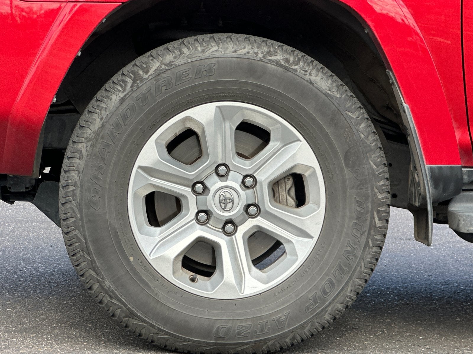 2024 Toyota 4Runner SR5