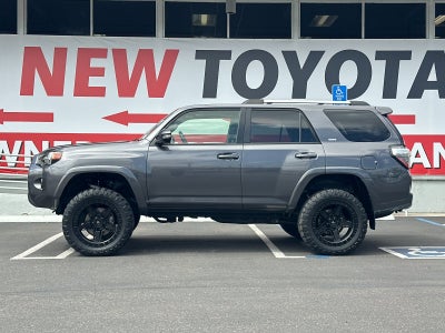 2022 Toyota 4Runner SR5 Premium