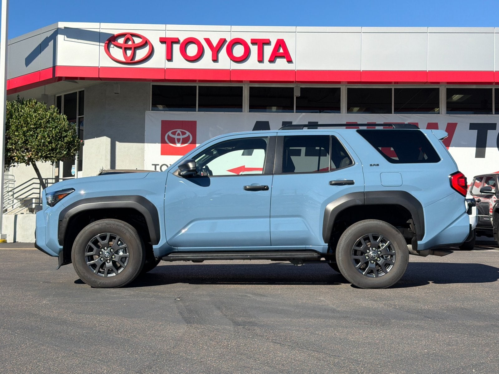 2025 Toyota 4Runner SR5