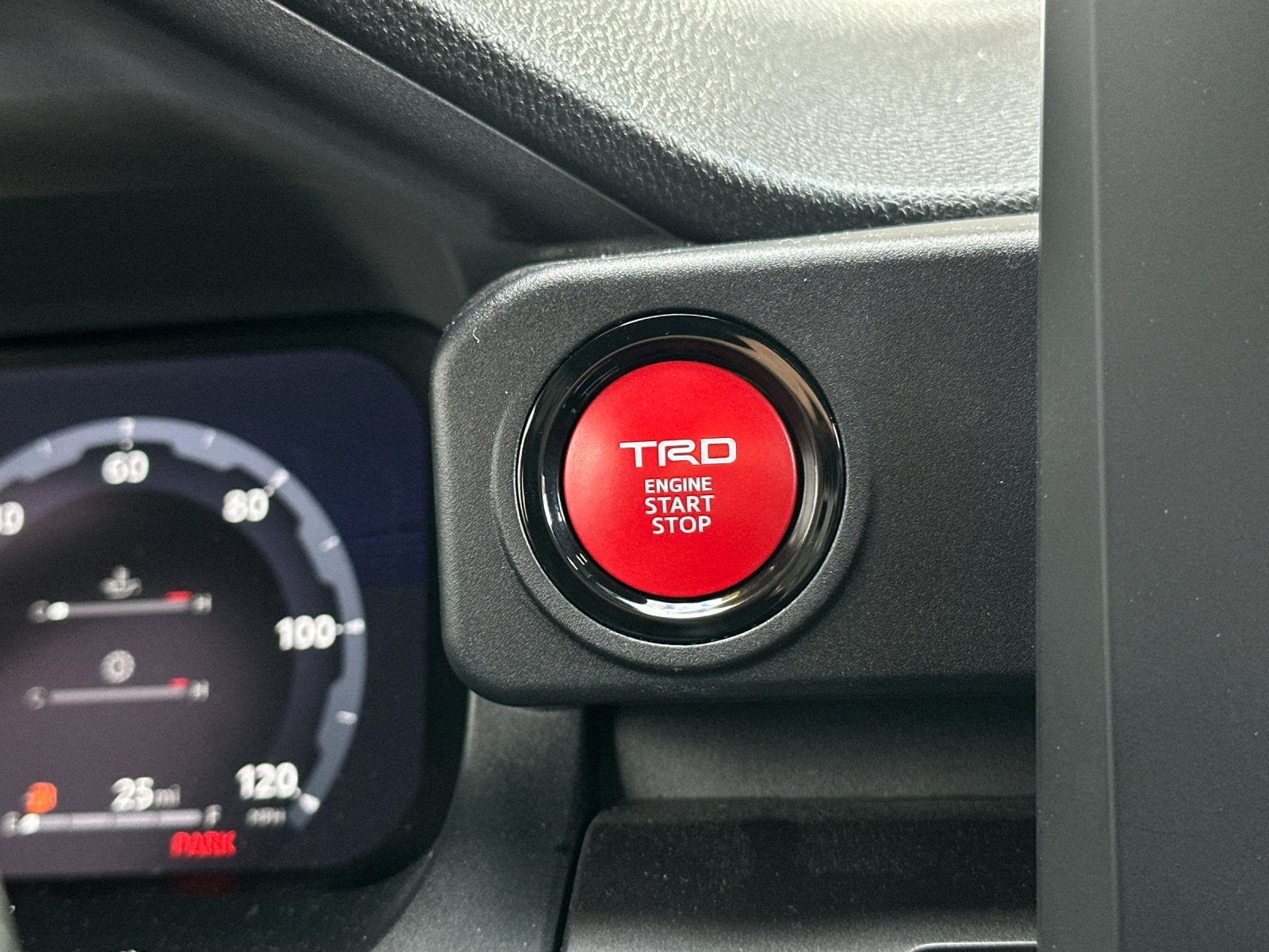 2025 Toyota 4Runner TRD Off-Road