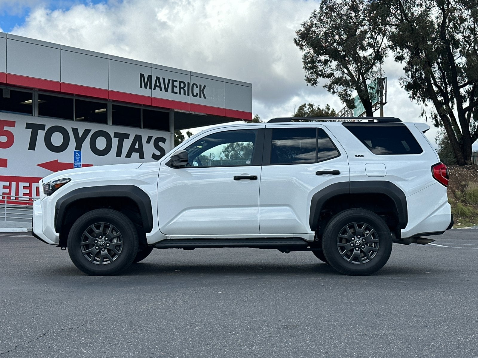 2025 Toyota 4Runner SR5