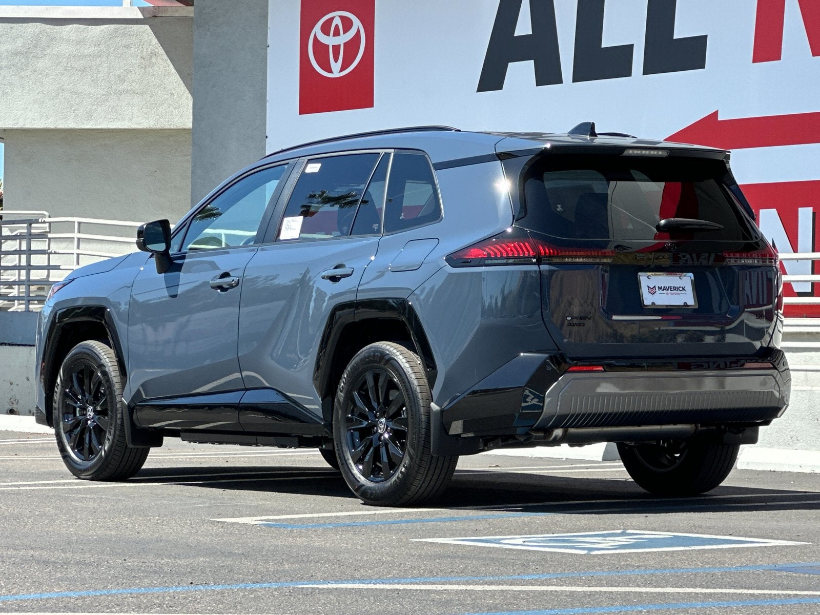 2026 Toyota RAV4 Plug-In Hybrid SE