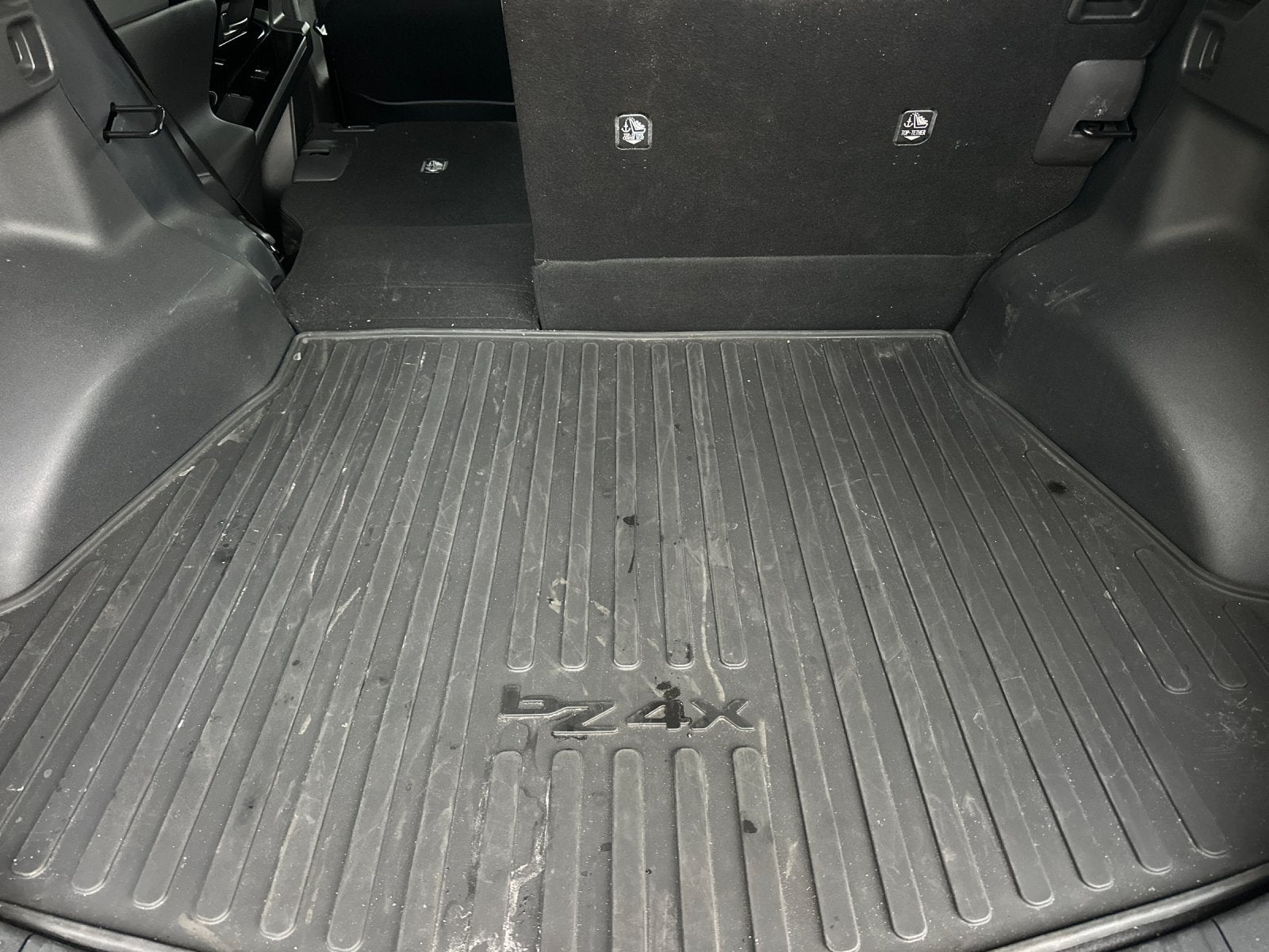 2024 Toyota bZ4X XLE